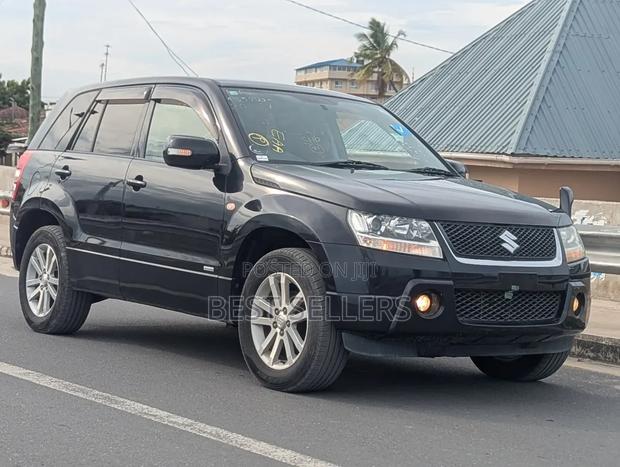 Suzuki Escudo 2008 Black