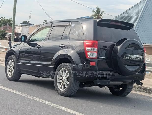 Suzuki Escudo 2008 Black