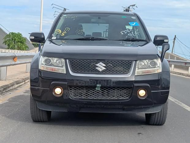Suzuki Escudo 2008 Black