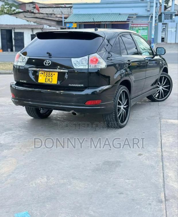 Toyota Harrier 2.4 2005 Black