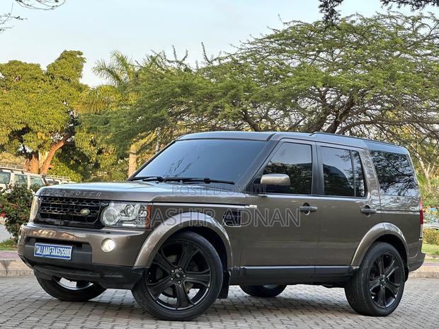 Land Rover Discovery 2010 Brown