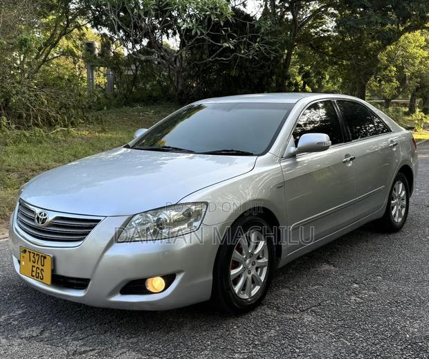 Toyota Camry 2008 Silver