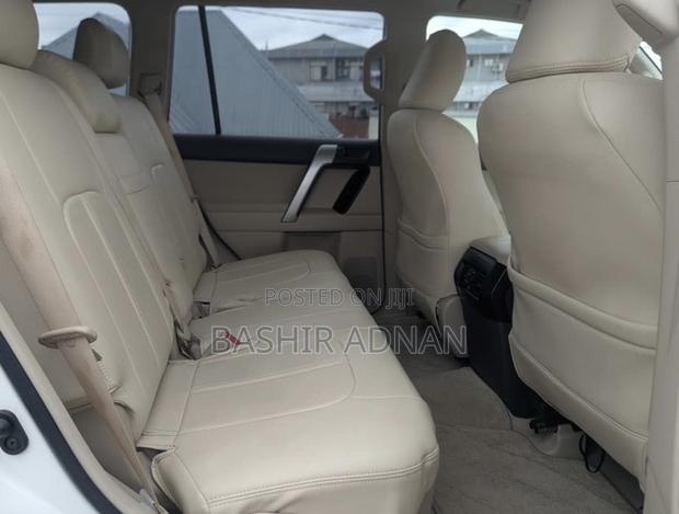 Toyota Land Cruiser Prado 2.7 2019 Off white