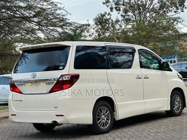 Toyota Alphard 2013 White