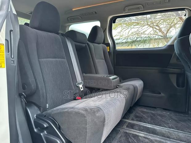 Toyota Alphard 2013 White