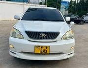 Toyota Harrier 2.4 2006 White for sale