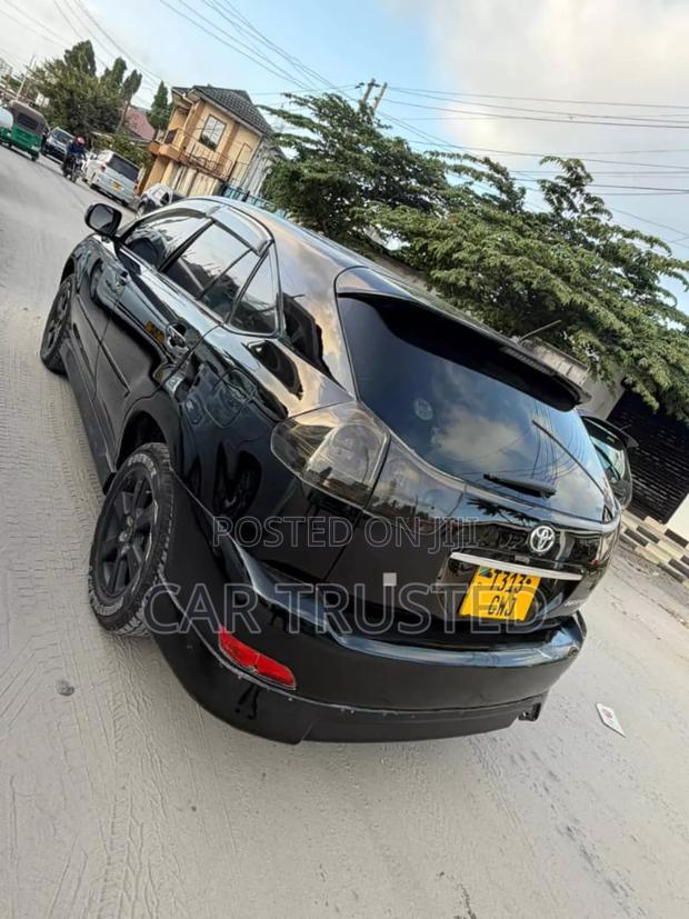 Toyota Harrier 2.4 2005 Black