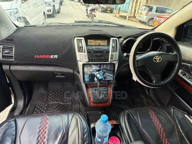 Toyota Harrier 2.4 2005 Black