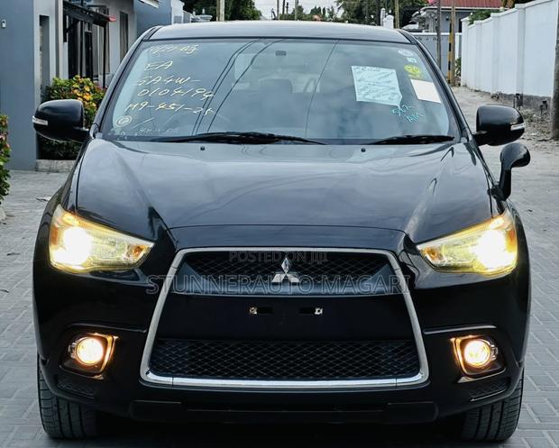 Mitsubishi RVR 2.0 2012 Black