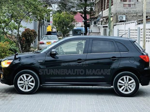 Mitsubishi RVR 2.0 2012 Black