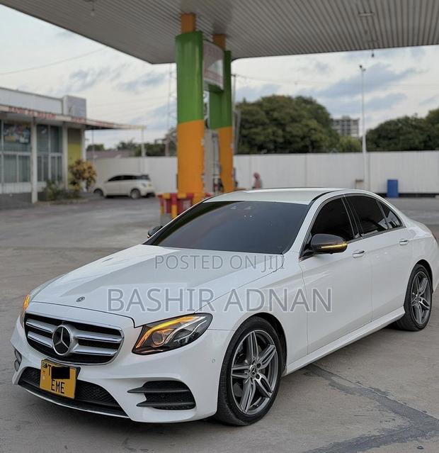 Mercedes-Benz E220 2017 White