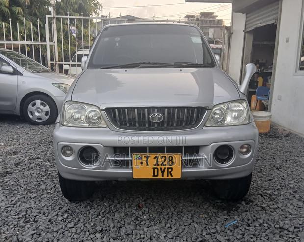 Toyota Cami 2002 Silver