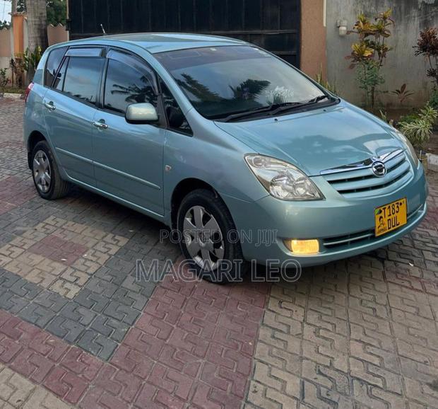 Toyota Corolla Spacio 2005 Blue