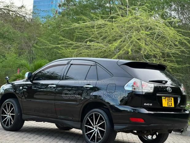 Toyota Harrier 2012 Black