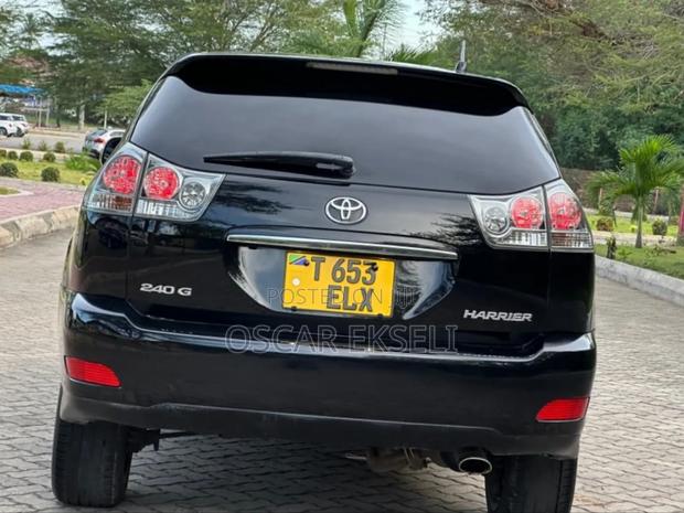Toyota Harrier 2012 Black