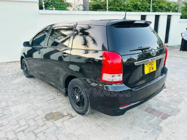 Toyota Sienta 1.5 AWD 2006 Black