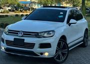 Volkswagen Touareg 2012 White for sale
