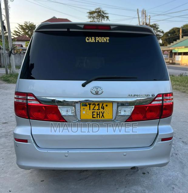 Toyota Alphard 2007 Silver