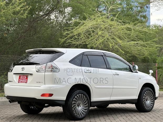 Toyota Harrier 2008 White