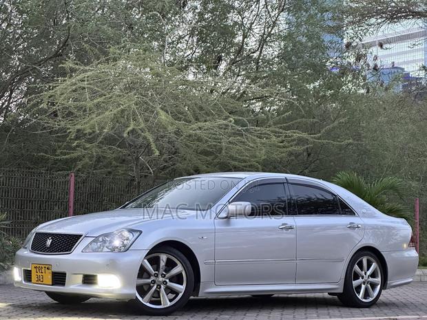 Toyota Crown 2007 Silver