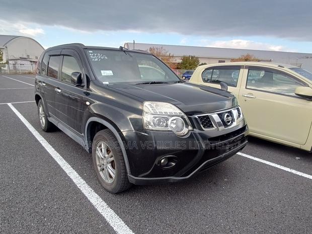 Nissan X-Trail 2012 Black