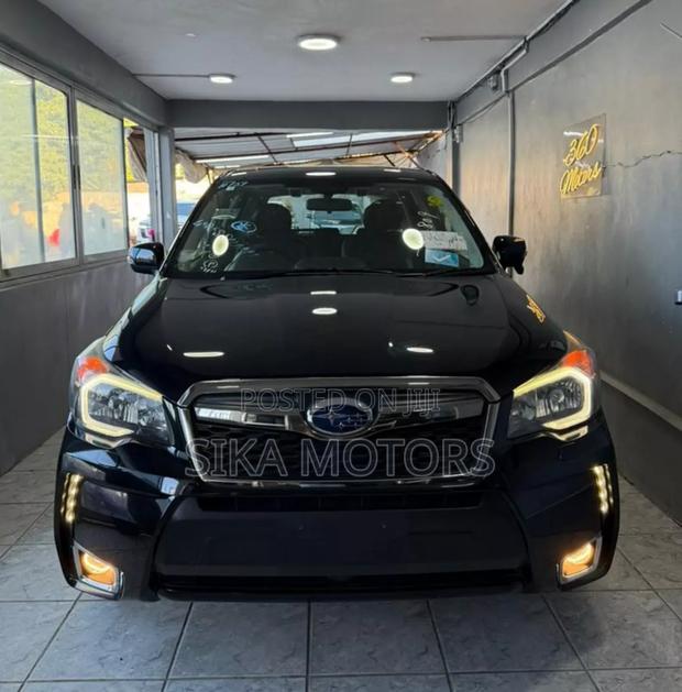Subaru Forester 2015 Black