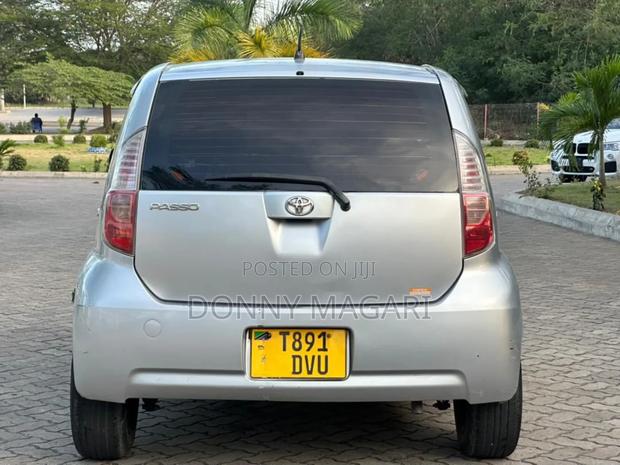 Toyota Passo 1.0 AWD 2005 Silver