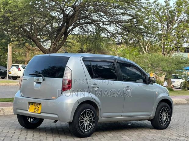 Toyota Passo 1.0 AWD 2005 Silver