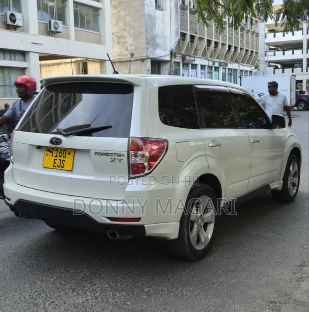Subaru Forester 2.0D X 2009 White