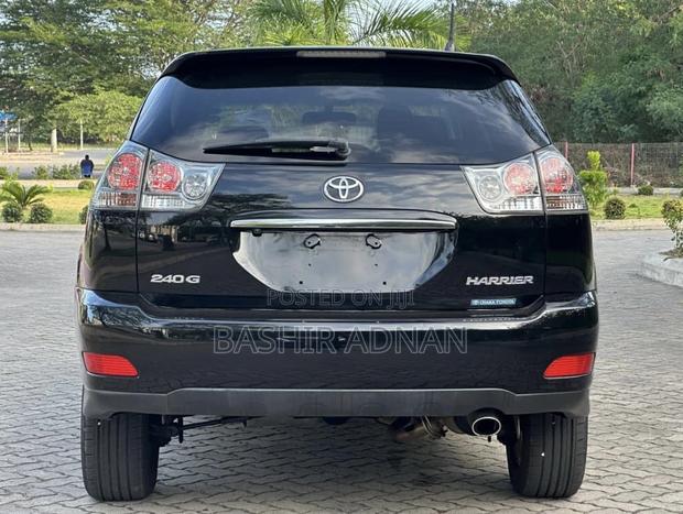 Toyota Harrier 2.4 2006 Black