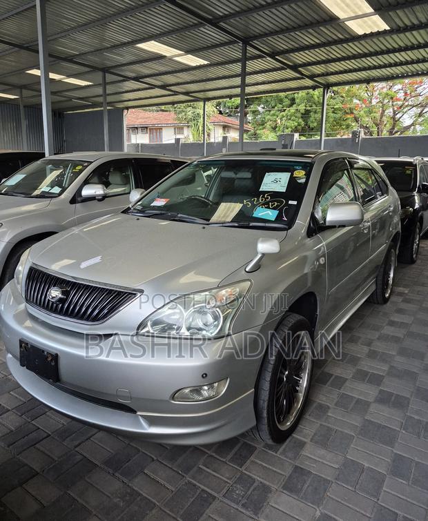 Toyota Harrier 3.0 V6 4WD 2004 Silver