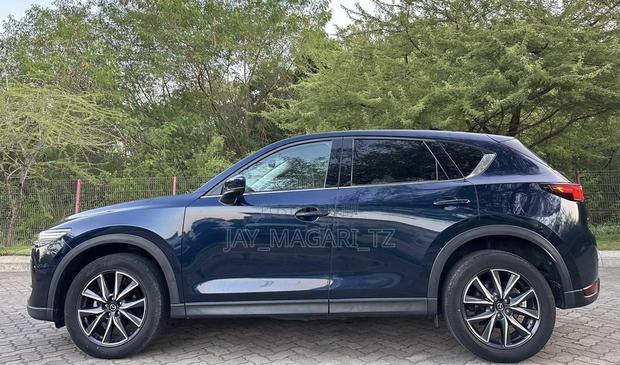 Mazda CX-5 2018 Blue