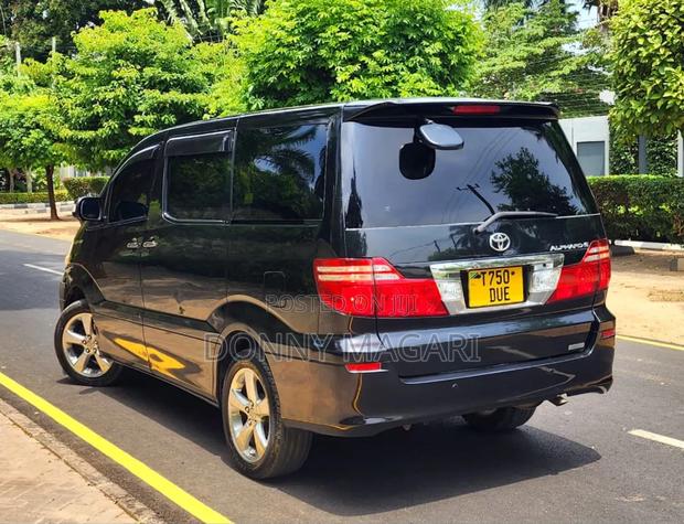 Toyota Alphard 2.4 Petrol FWD 2007 Black