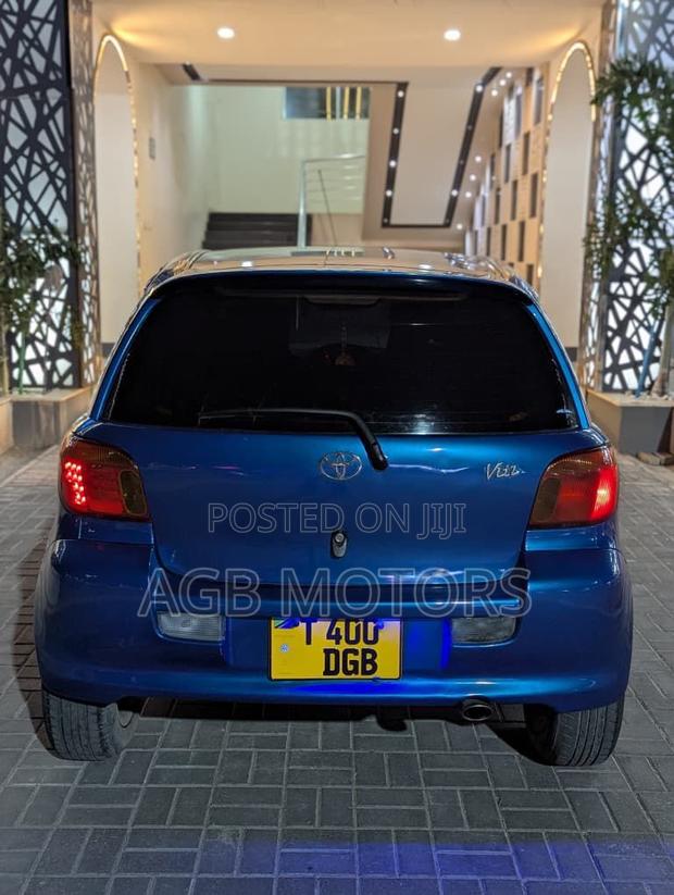 Toyota Vitz 1.3 FWD 3dr 2002 Blue