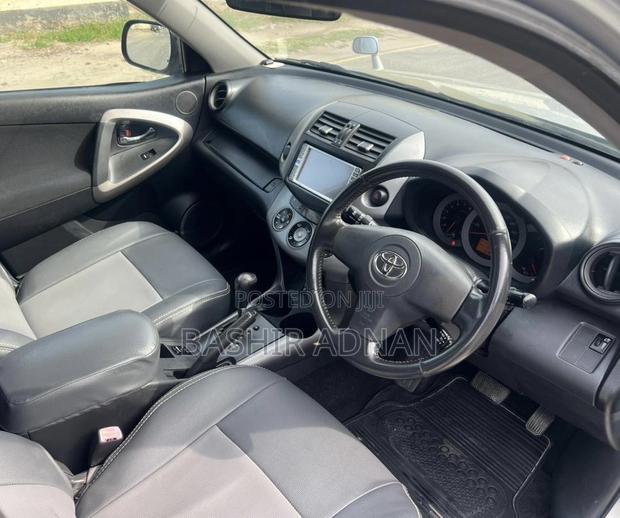 Toyota RAV4 2006 Silver