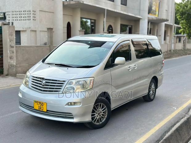 Toyota Alphard 2.4 Petrol FWD 2004 Silver