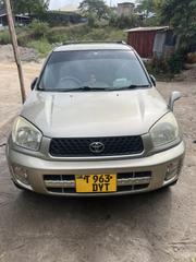 Toyota RAV4 2005 Gold for sale