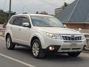 Subaru Forester 2.5X Limited 2010 White for sale