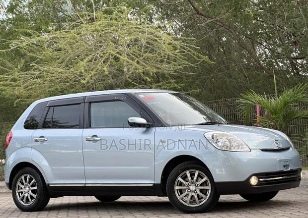 Mazda Verisa 2009 Blue