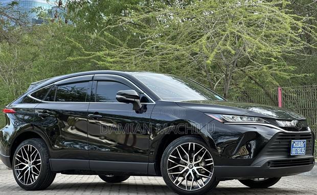 Toyota Harrier 2022 Black
