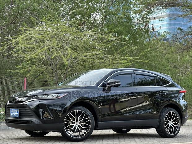 Toyota Harrier 2022 Black