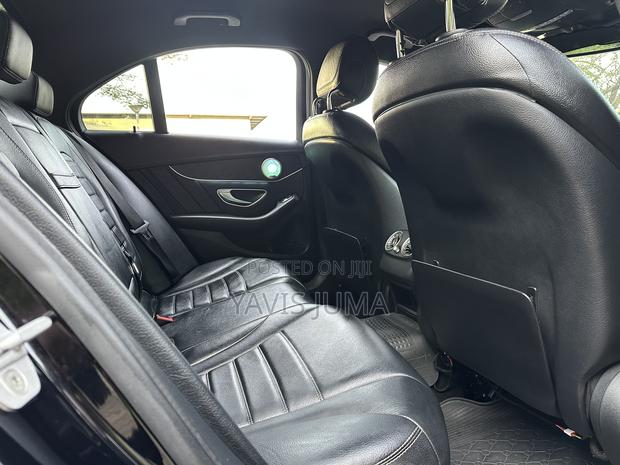 Mercedes-Benz C200 2014 Black
