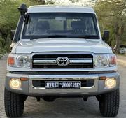 Toyota Land Cruiser 2015 White for sale