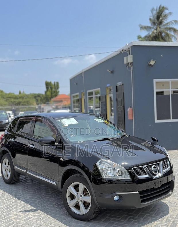 Nissan Dualis 2013 Black