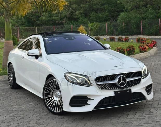 Mercedes-Benz E300 2017 White