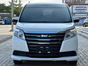 Toyota Noah 2016 White for sale