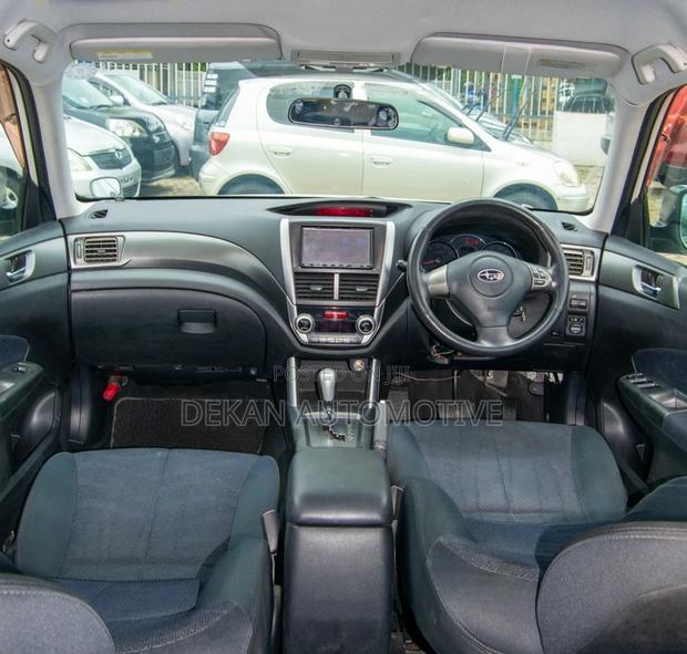 Subaru Forester 2.5X Automatic 2011 White
