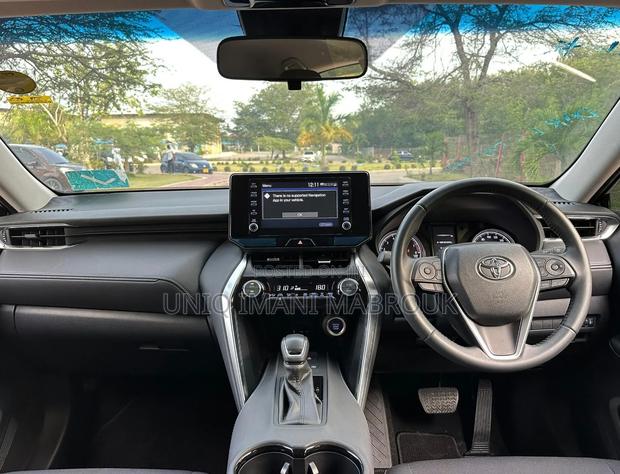 Toyota Harrier 2022 Black