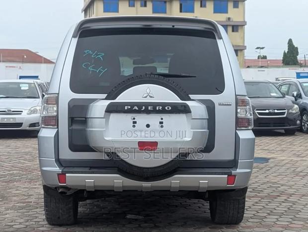 Mitsubishi Pajero 3.2 DI-D Avance Automatic 2008 White