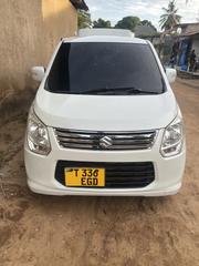 Suzuki Wagon R 2012 White for sale